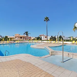 Albufeira Concept With Pool By Homing Guia (Faro)